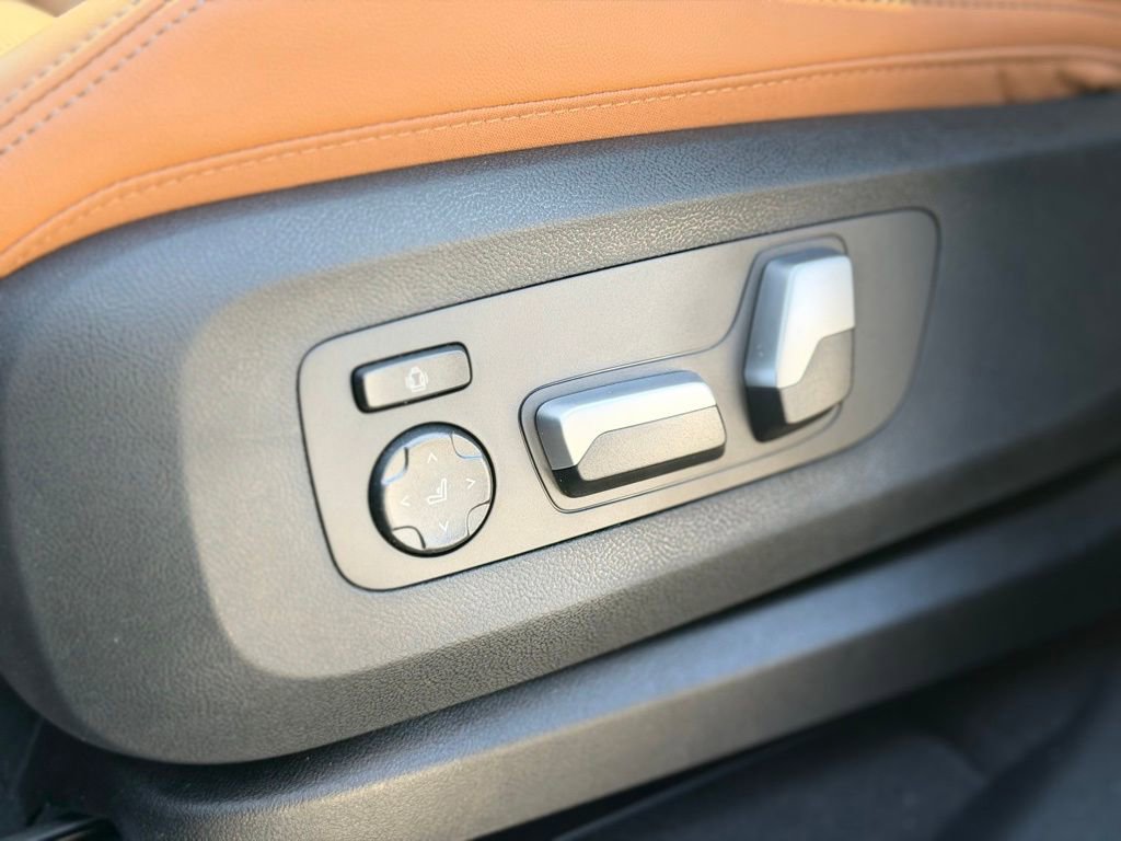 New 2026 BMW X5 xDrive40i w/ M Sport Package image 15