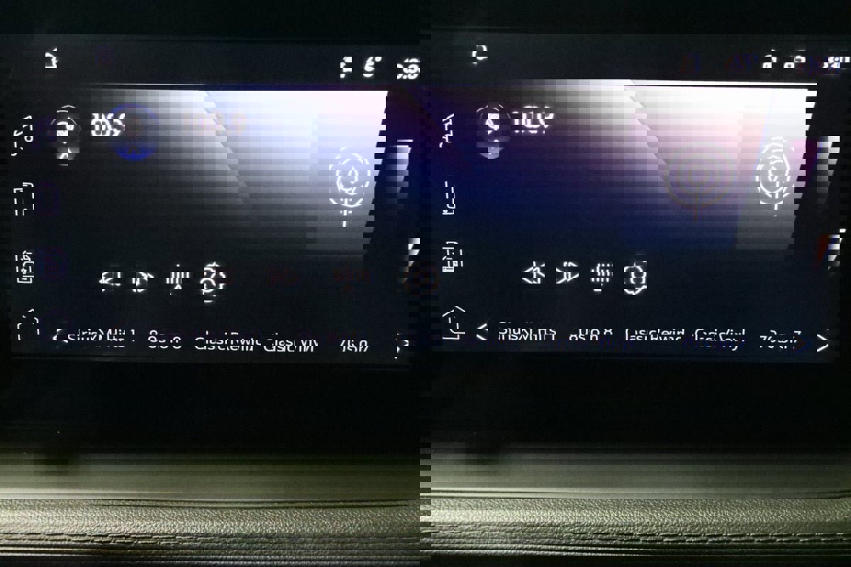 Used 2024 Buick Encore GX Sport Touring w/ Comfort Package FWD image 46