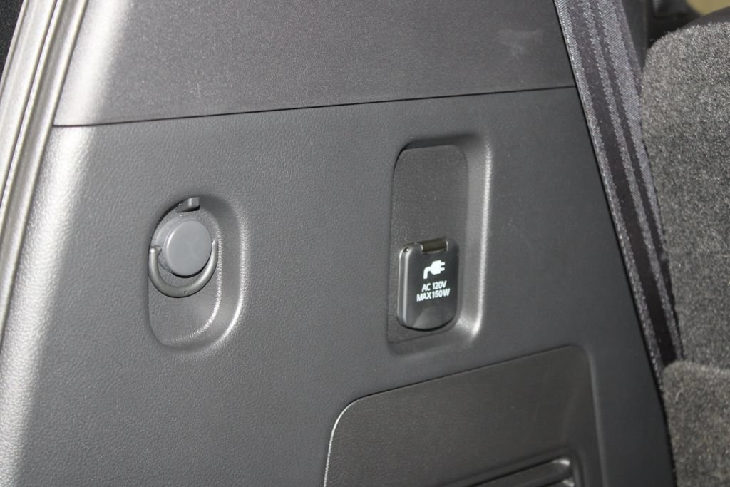 Used 2025 Nissan Armada PRO-4X AWD/4WD image 33