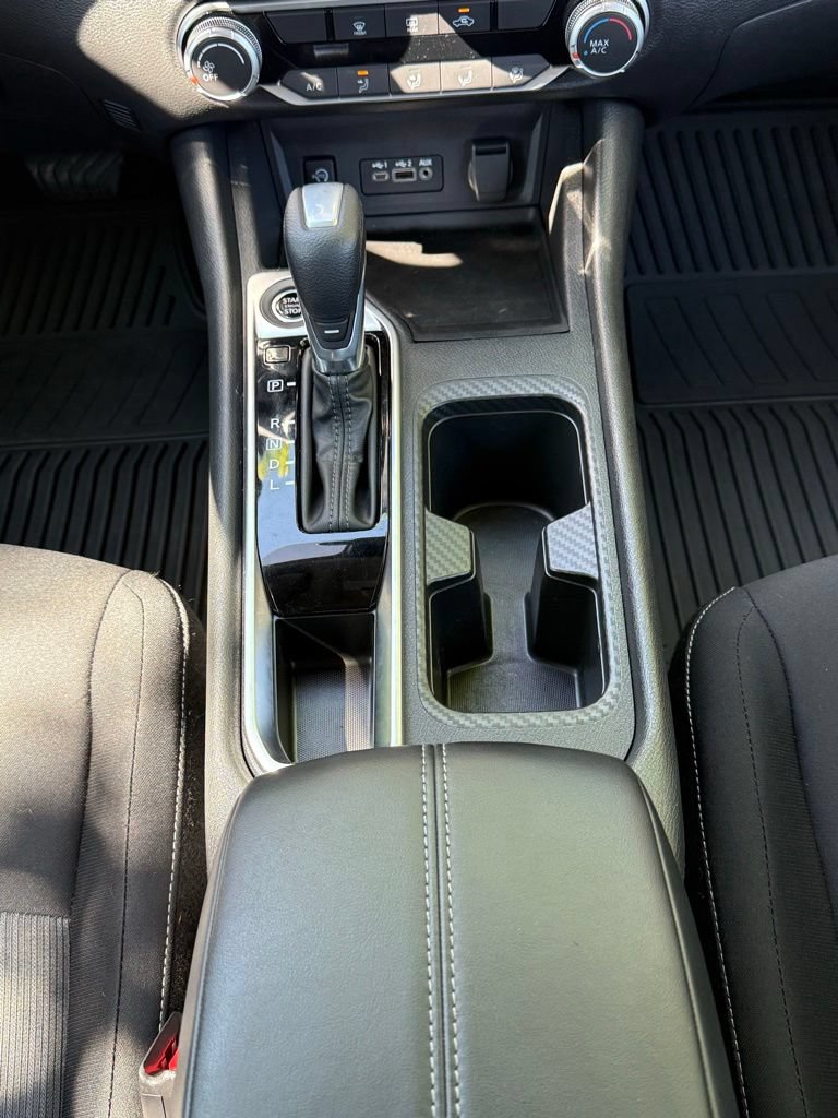 Used 2024 Nissan Sentra SV FWD image 21