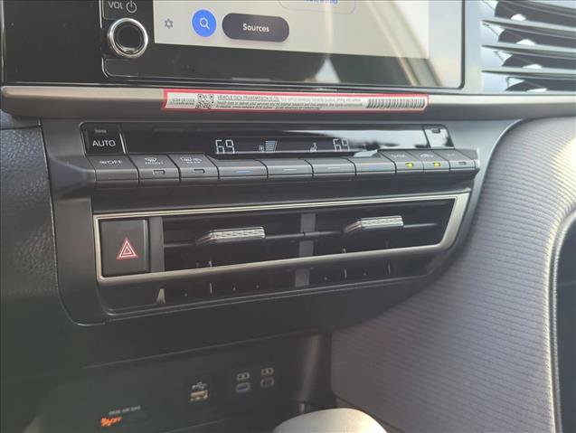Certified 2026 Toyota Camry SE FWD image 23