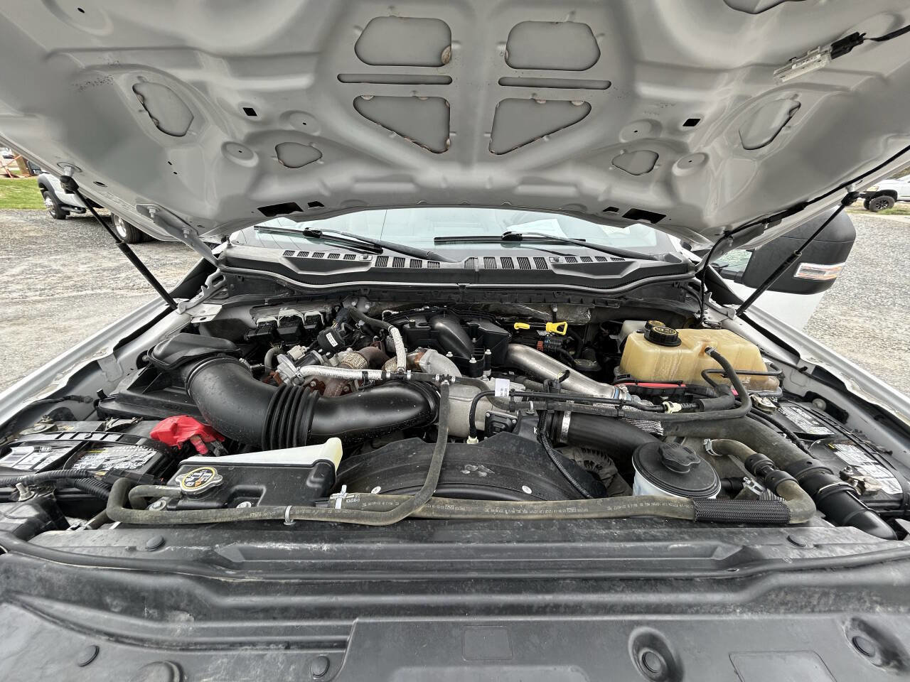 Used 2019 Ford F350 XL w/ Power Equipment Group image 29