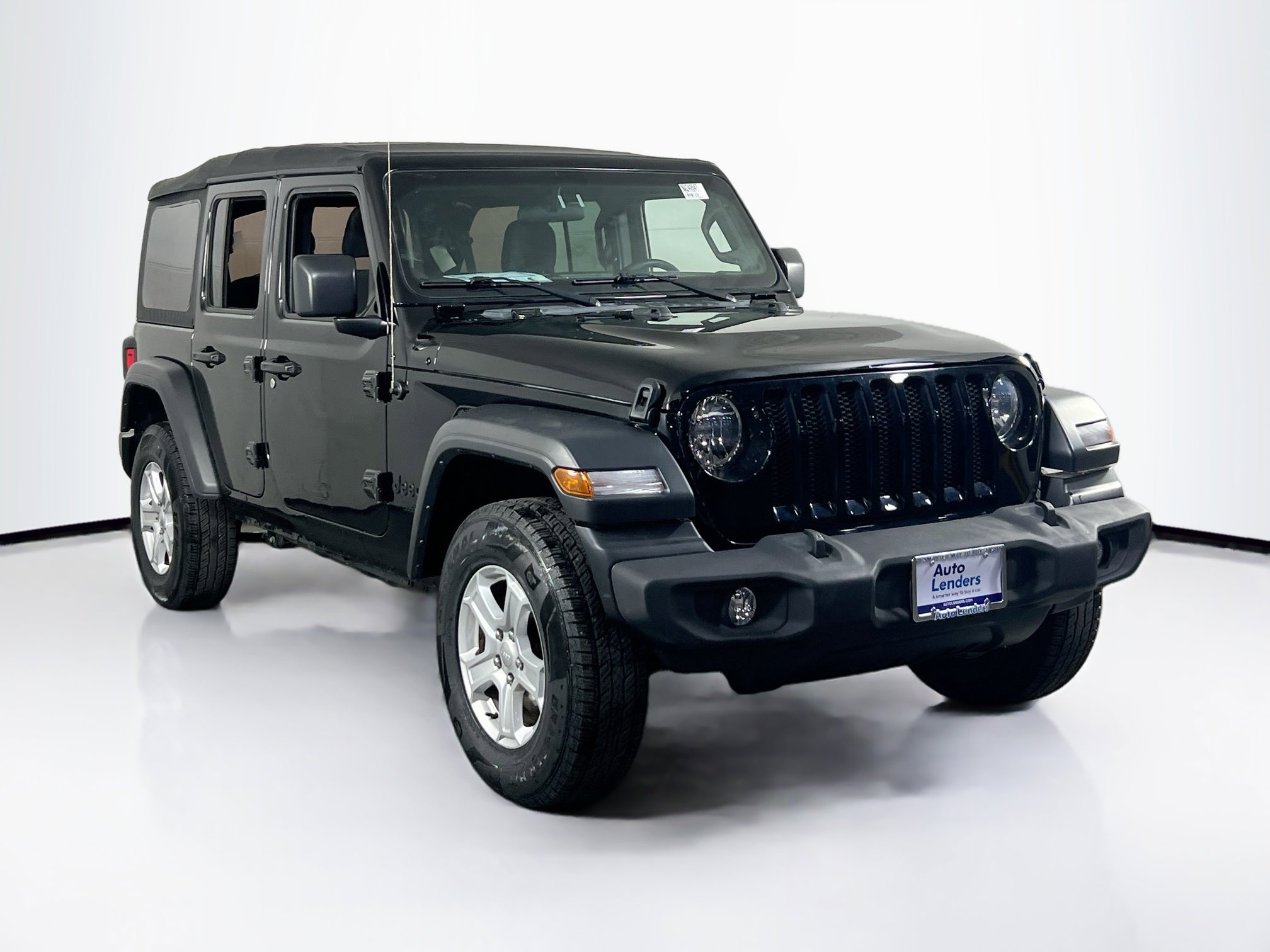 Used 2022 Jeep Wrangler Sport S image 3