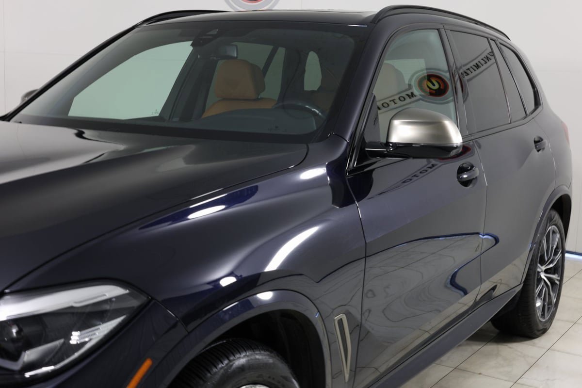 Used 2023 BMW X5 M50i w/ Climate Comfort Package AWD/4WD image 51
