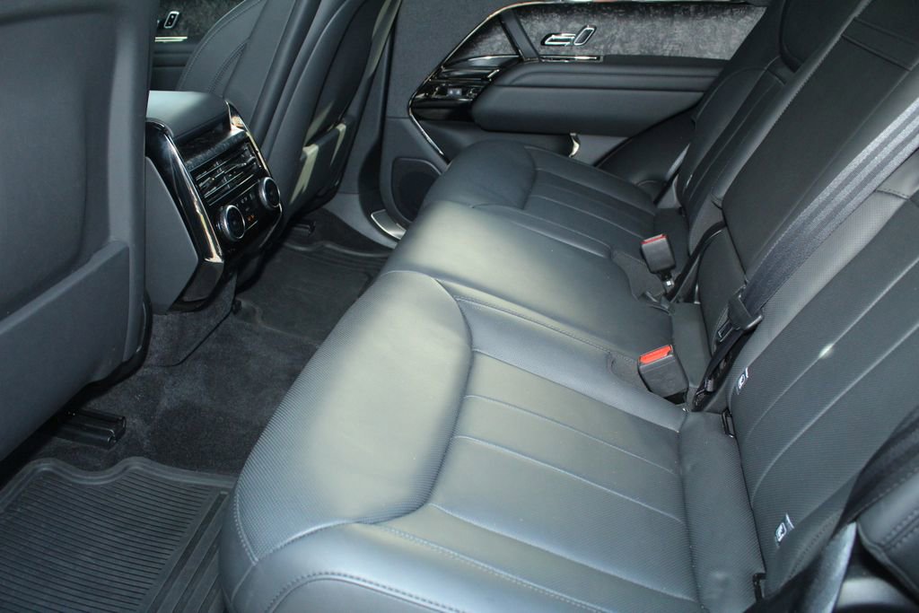 Used 2024 Land Rover Range Rover Sport Dynamic SE image 5