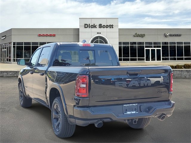 New 2026 RAM 1500 4x4 Crew Cab image 3
