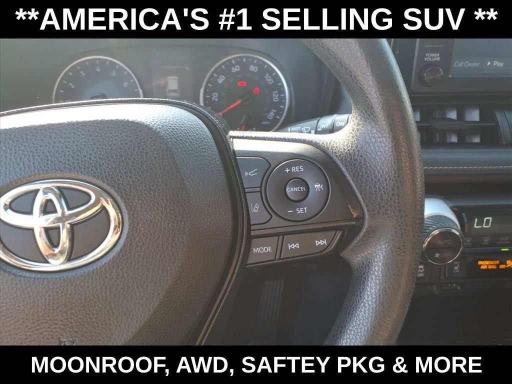 Used 2019 Toyota RAV4 XLE w/ Convenience Package FWD image 21