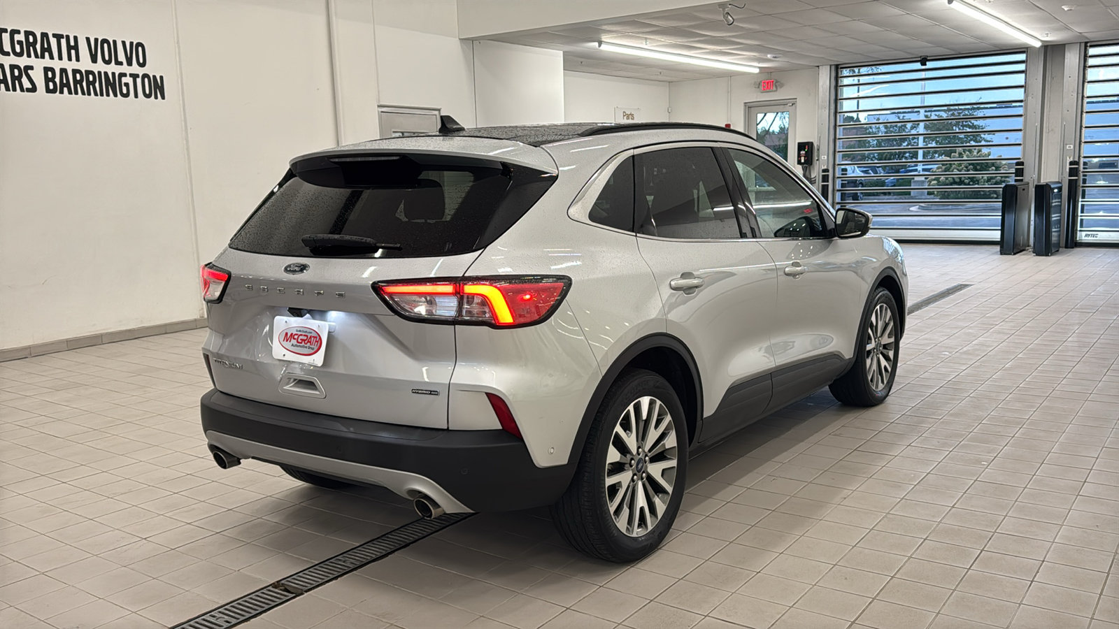 Used 2020 Ford Escape Titanium AWD/4WD image 5