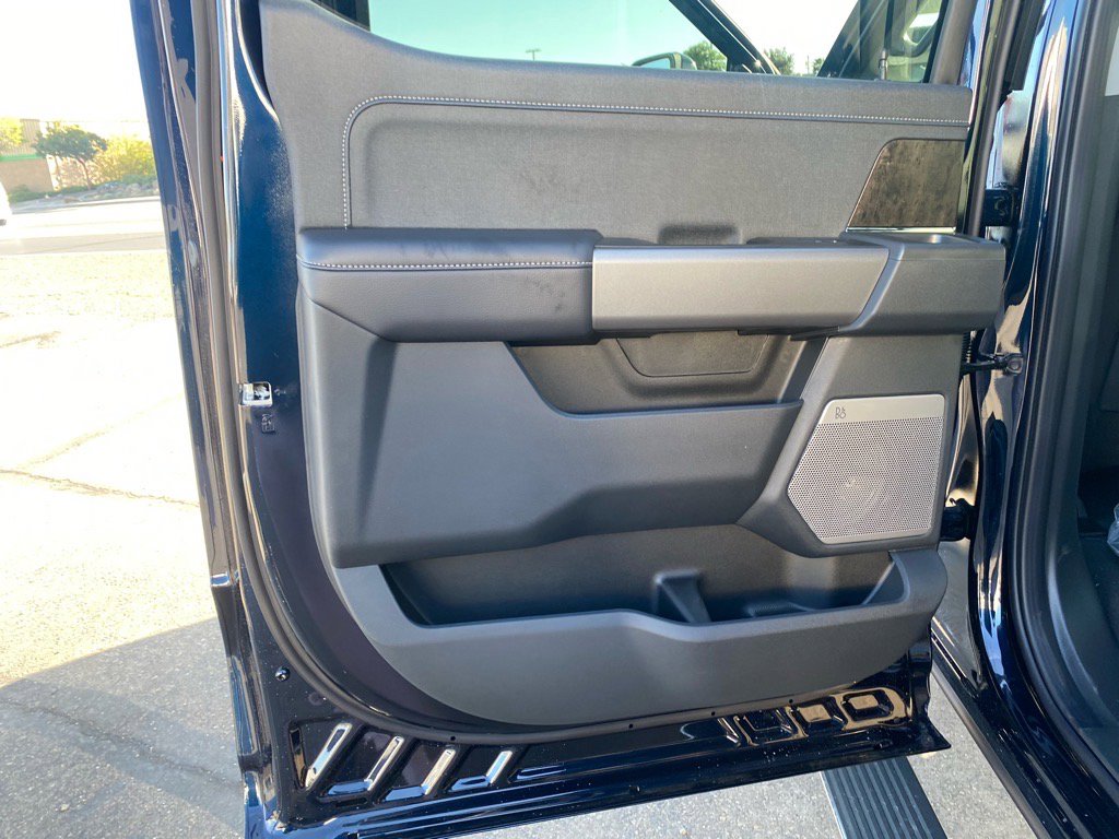 New 2025 Ford F250 Lariat w/ Lariat Ultimate Package image 18