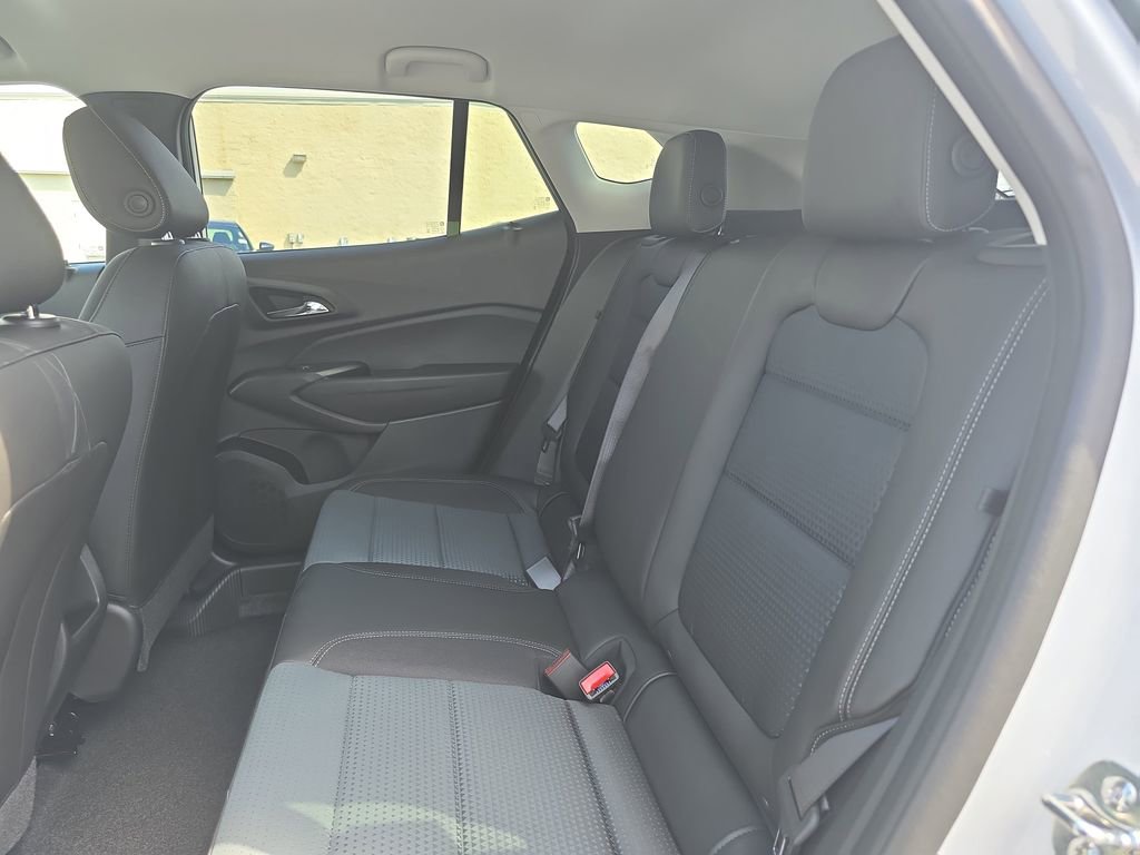 New 2026 Chevrolet Trax LT w/ Driver Confidence Package FWD image 13