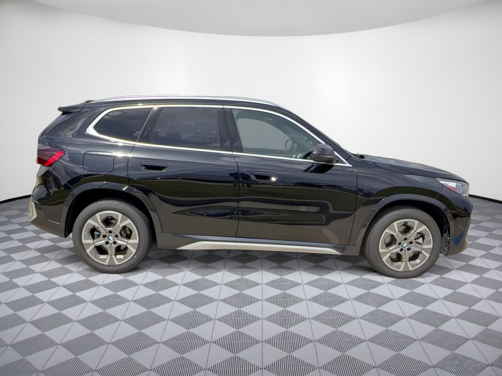 Used 2026 BMW X1 xDrive28i AWD/4WD image 8