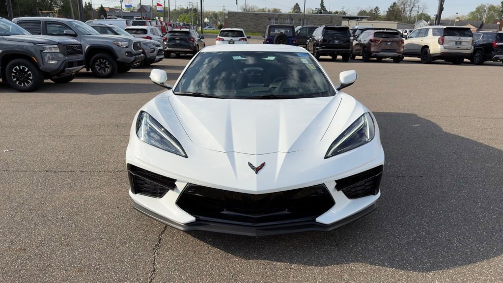 Used 2021 Chevrolet Corvette Stingray Premium Conv w/ Z51 Performance Package RWD image 3