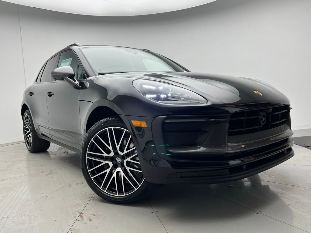 New 2026 Porsche Macan image 24