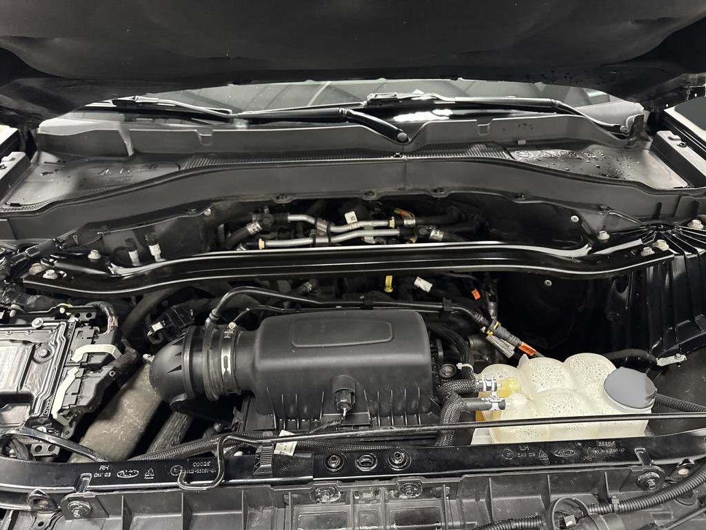 Used 2023 Ford Explorer Limited image 40