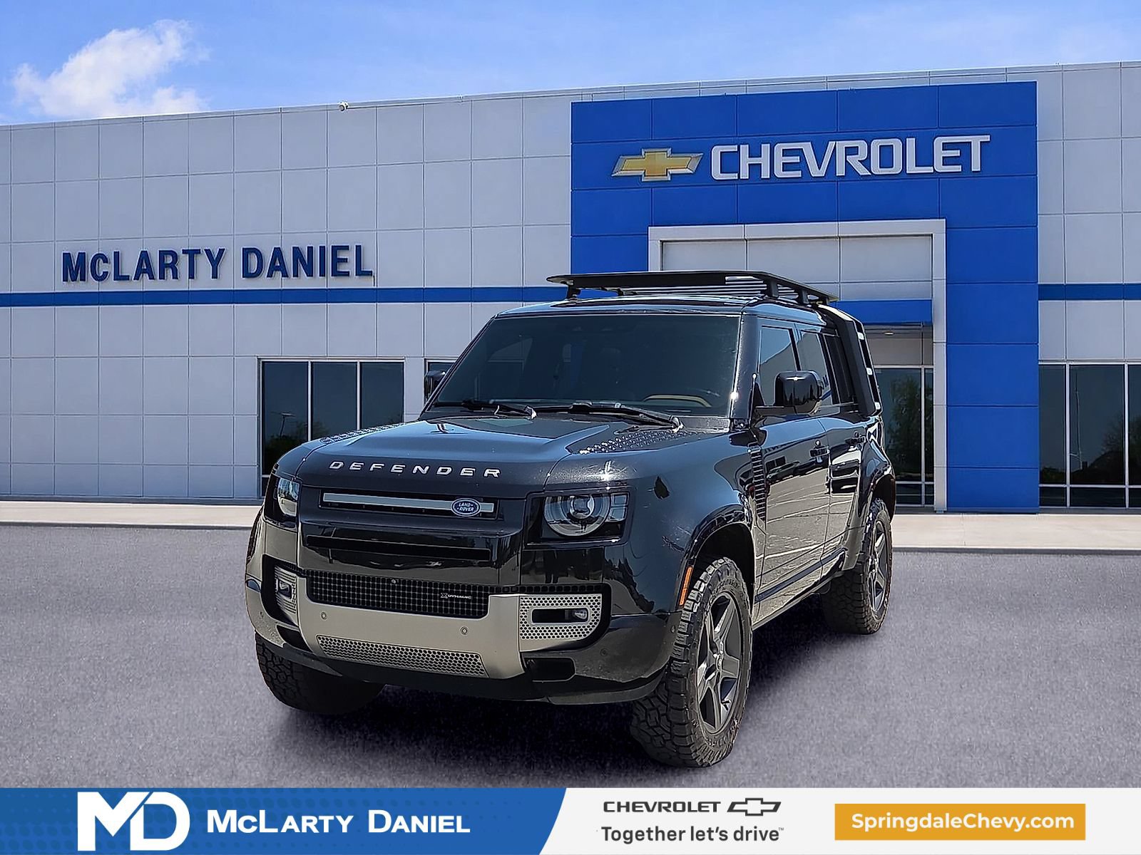 Used 2023 Land Rover Defender 110 X-Dynamic SE AWD/4WD image 2