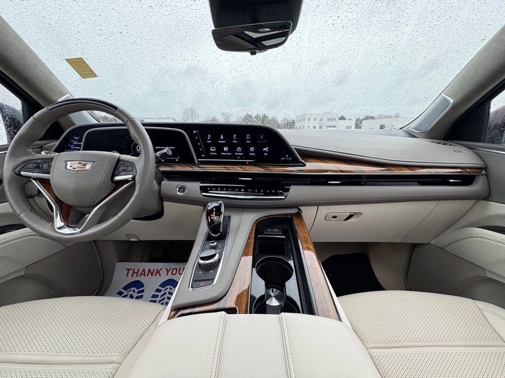 Used 2024 Cadillac Escalade ESV Sport Platinum w/ LPO, ONYX Package AWD/4WD image 22