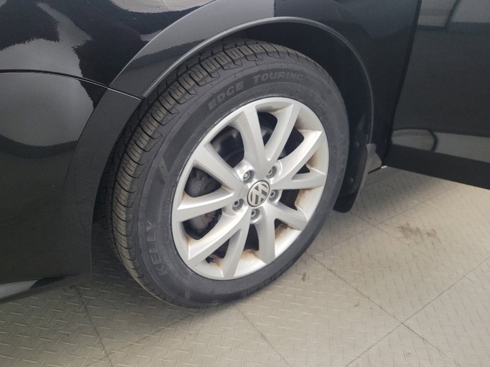 Used 2017 Volkswagen Jetta SE FWD image 31