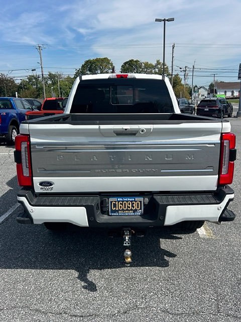 Certified 2024 Ford F250 Platinum w/ FX4 Off-Road Package AWD/4WD image 17