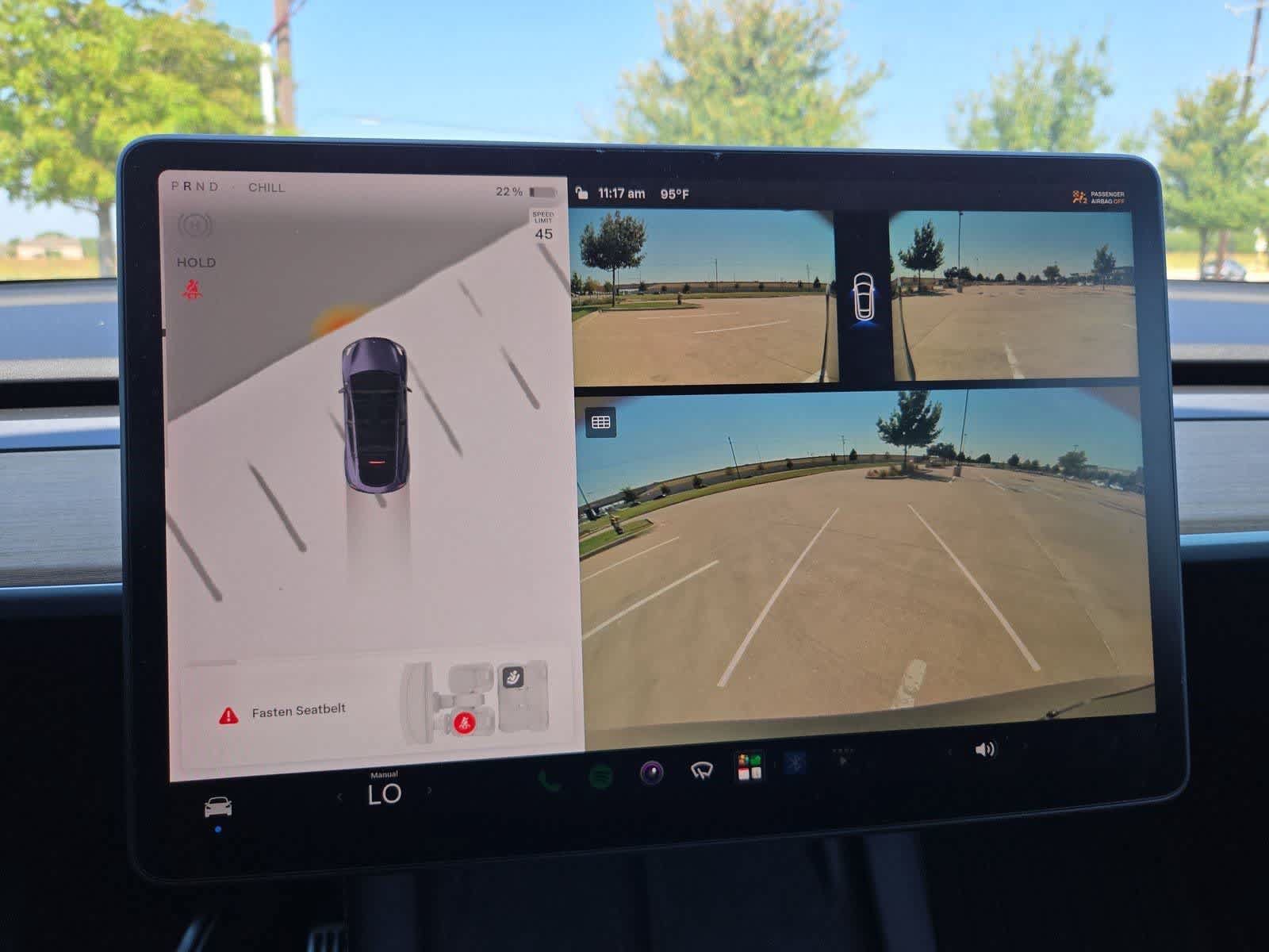 Used 2024 Tesla Model Y 2WD image 27