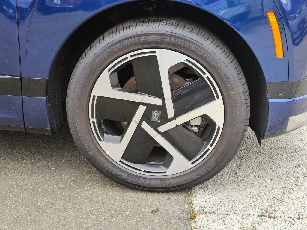 New 2026 Hyundai Ioniq 9 Calligraphy image 9