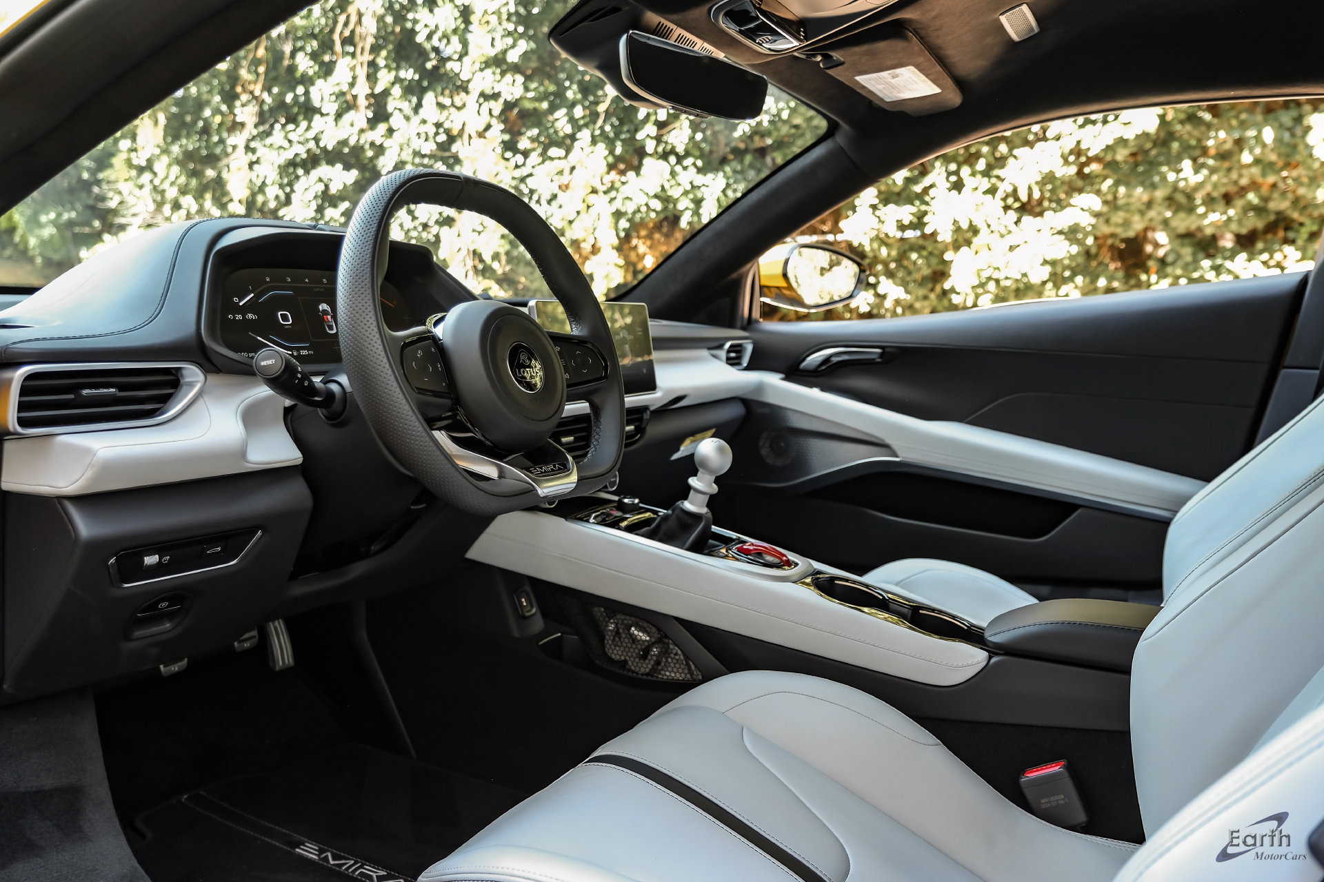 Used 2025 Lotus Emira RWD image 44
