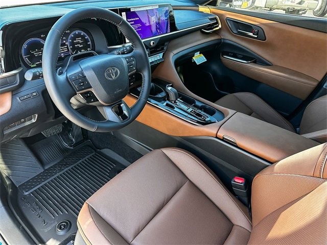 New 2025 Toyota Crown Signia image 12