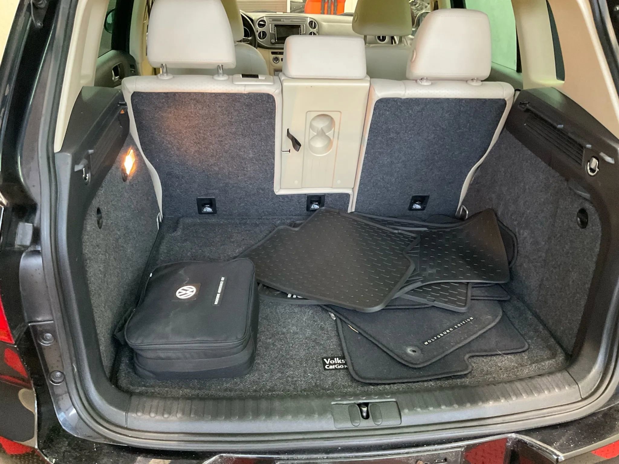 Used 2017 Volkswagen Tiguan Wolfsburg Edition image 10