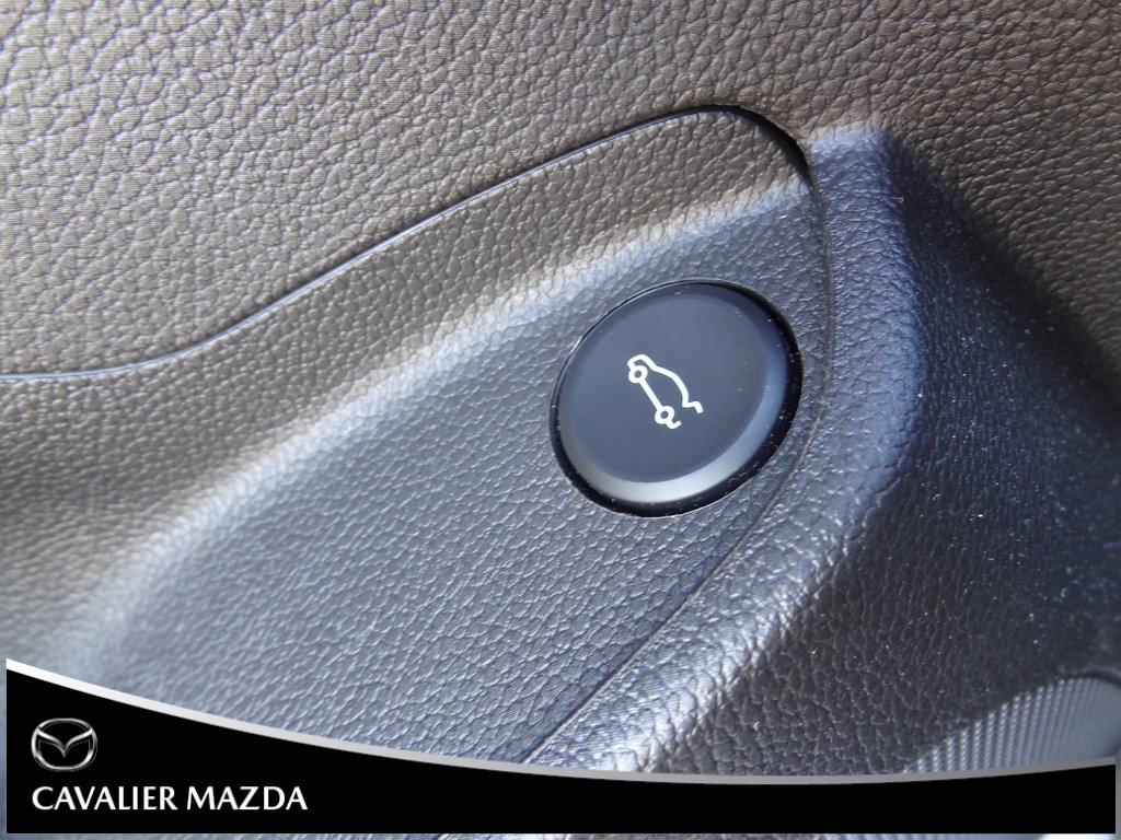 Used 2018 Chevrolet Cruze LS image 17