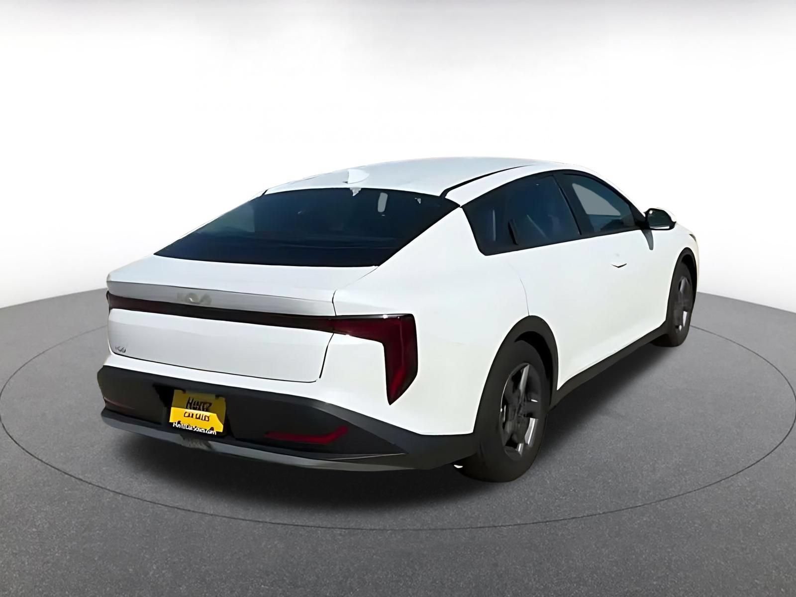 Used 2025 Kia K4 FWD image 6