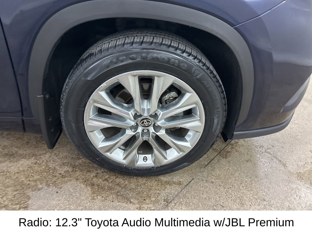 Used 2023 Toyota Highlander Limited AWD/4WD image 16