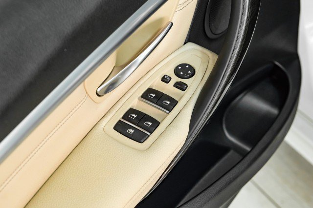 Used 2018 BMW 330e RWD image 44