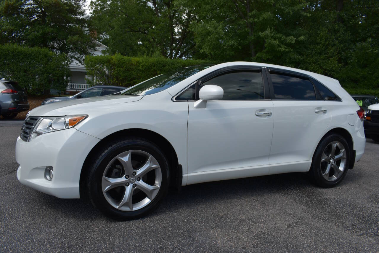 Used 2009 Toyota Venza AWD image 2