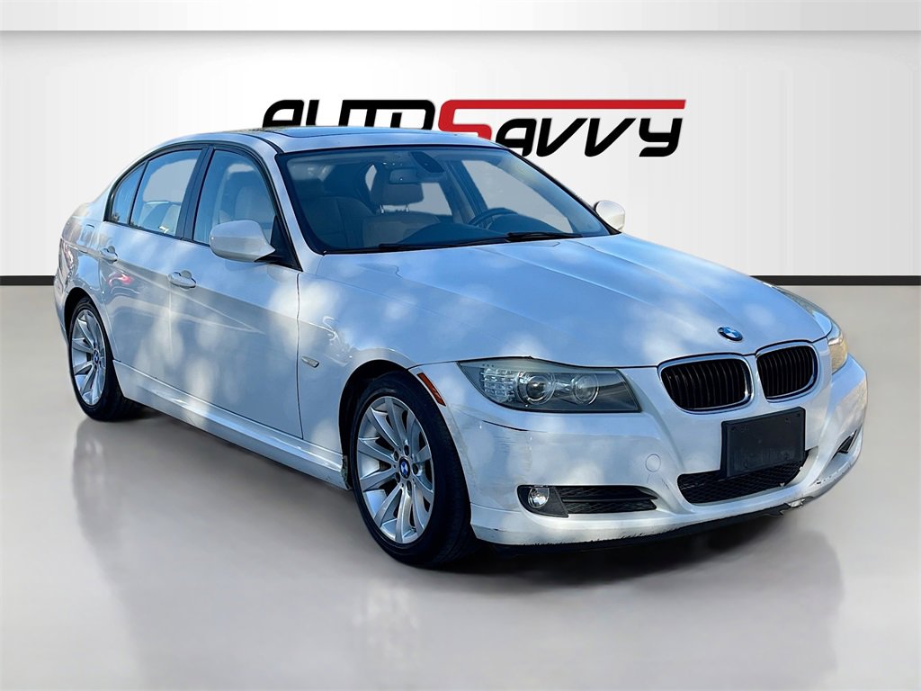Used 2011 BMW 328i Sedan w/ Premium Pkg image 1
