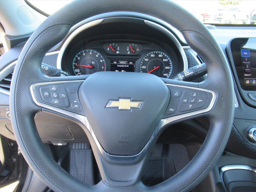 Used 2024 Chevrolet Malibu LT image 22