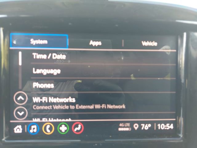 Used 2021 Chevrolet Traverse LS image 21