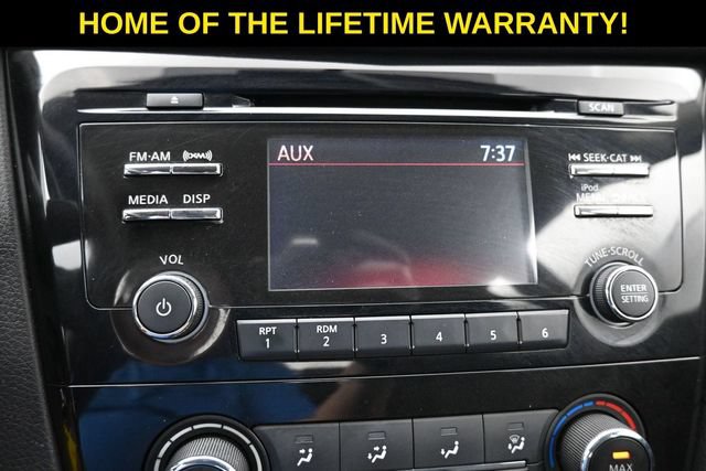 Used 2017 Nissan Rogue S AWD/4WD image 28