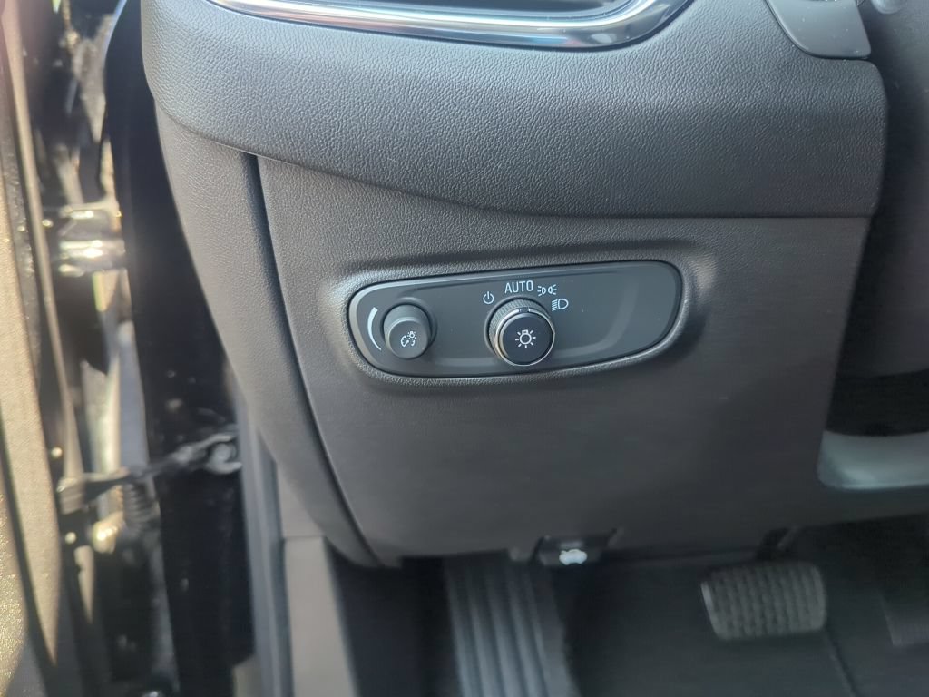 Certified 2024 Chevrolet Equinox LS FWD image 20