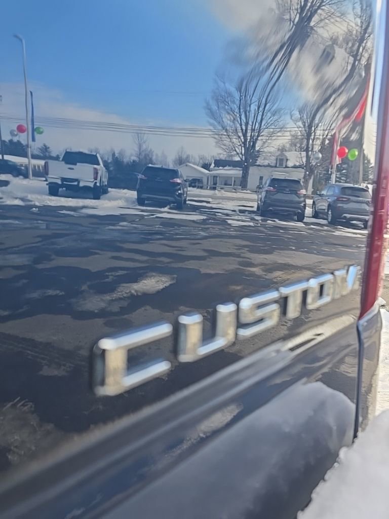 Used 2021 Chevrolet Silverado 1500 Custom image 7