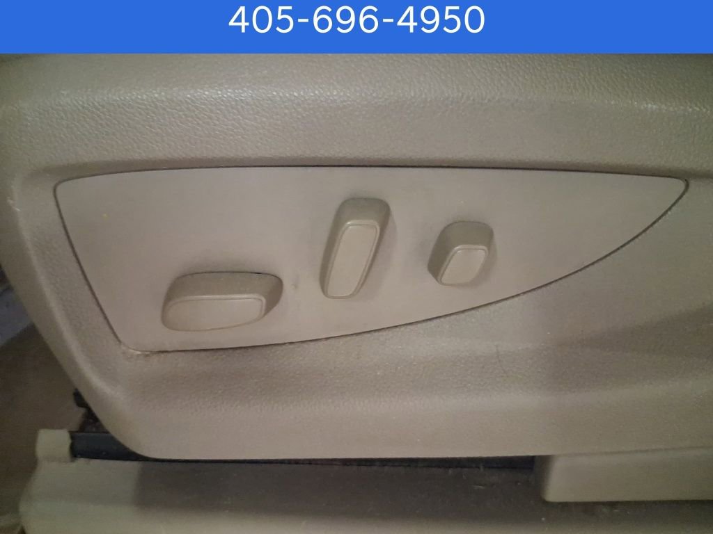 Used 2019 Chevrolet Suburban LT image 23