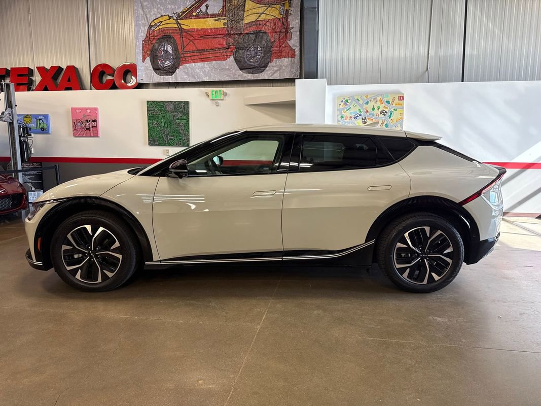 Used 2024 Kia EV6 Wind w/ Wind Technology Package image 4