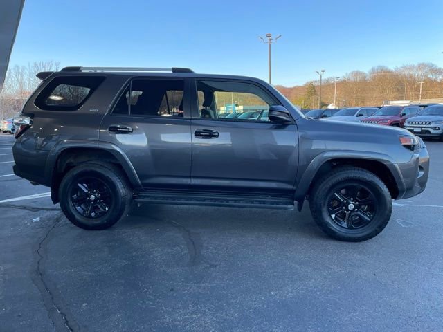 Used 2020 Toyota 4Runner SR5 image 4