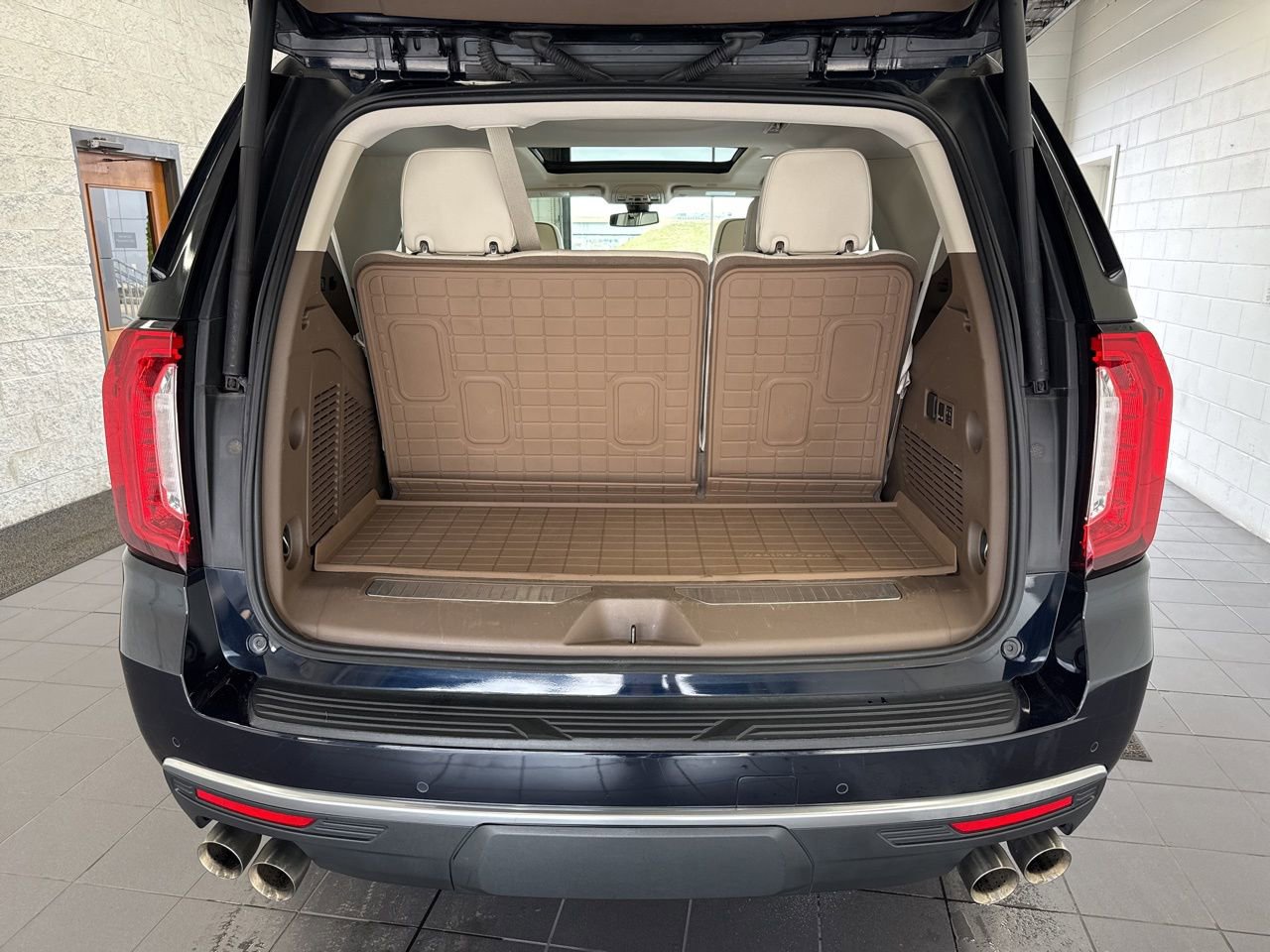 Used 2022 GMC Yukon Denali image 11