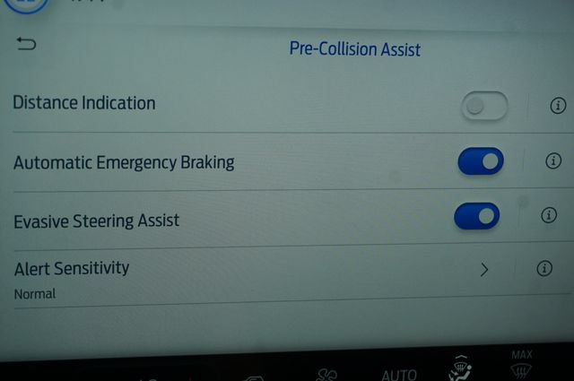 Certified 2023 Ford Escape ST-Line w/ Tech Pack #1 FWD image 14