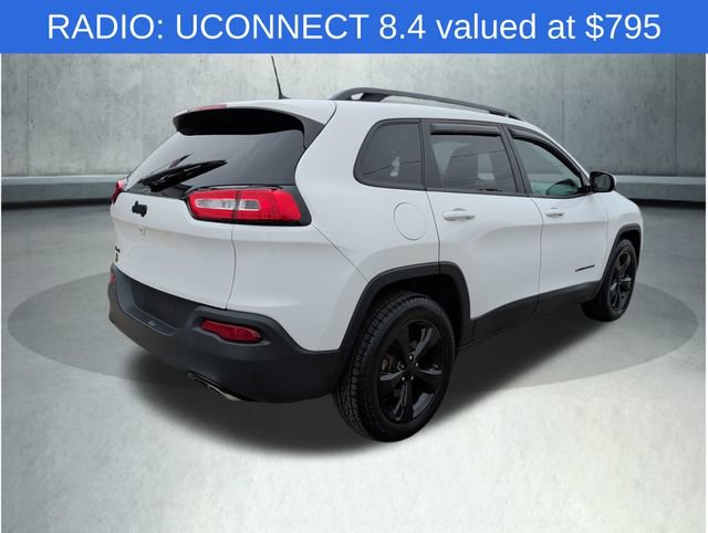 Used 2016 Jeep Cherokee Latitude w/ Cold Weather Group AWD/4WD image 7