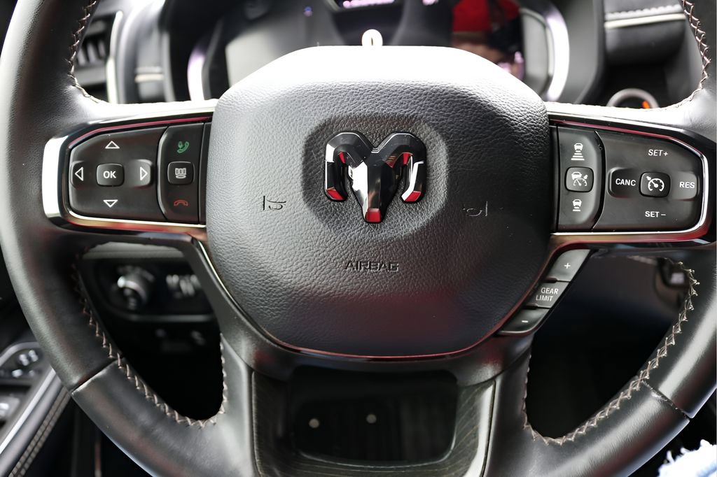 Used 2024 RAM 1500 Limited AWD/4WD image 24