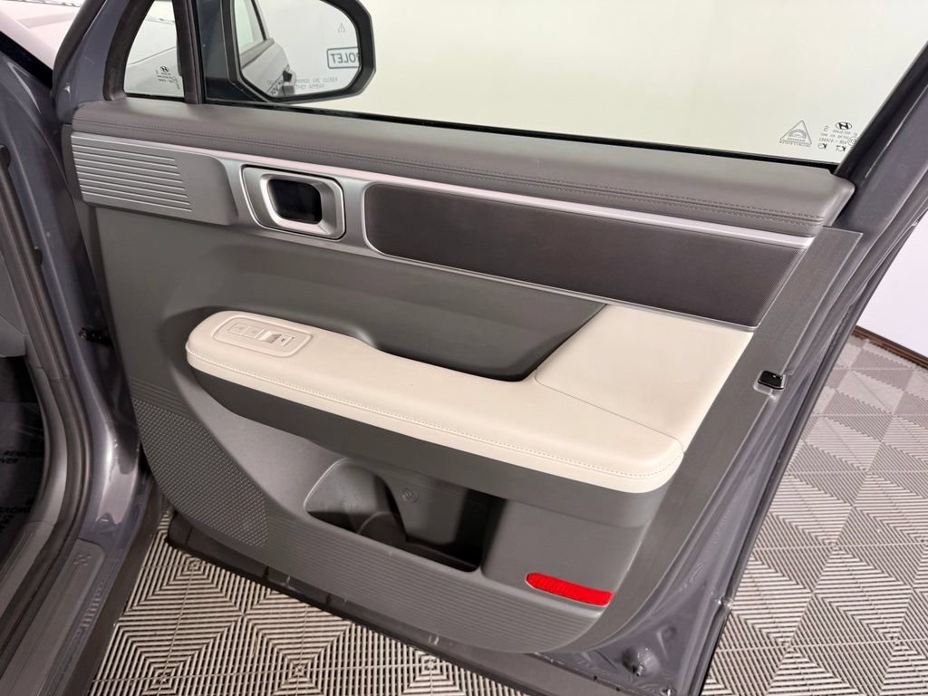 Used 2026 Hyundai Santa Fe SEL FWD image 26