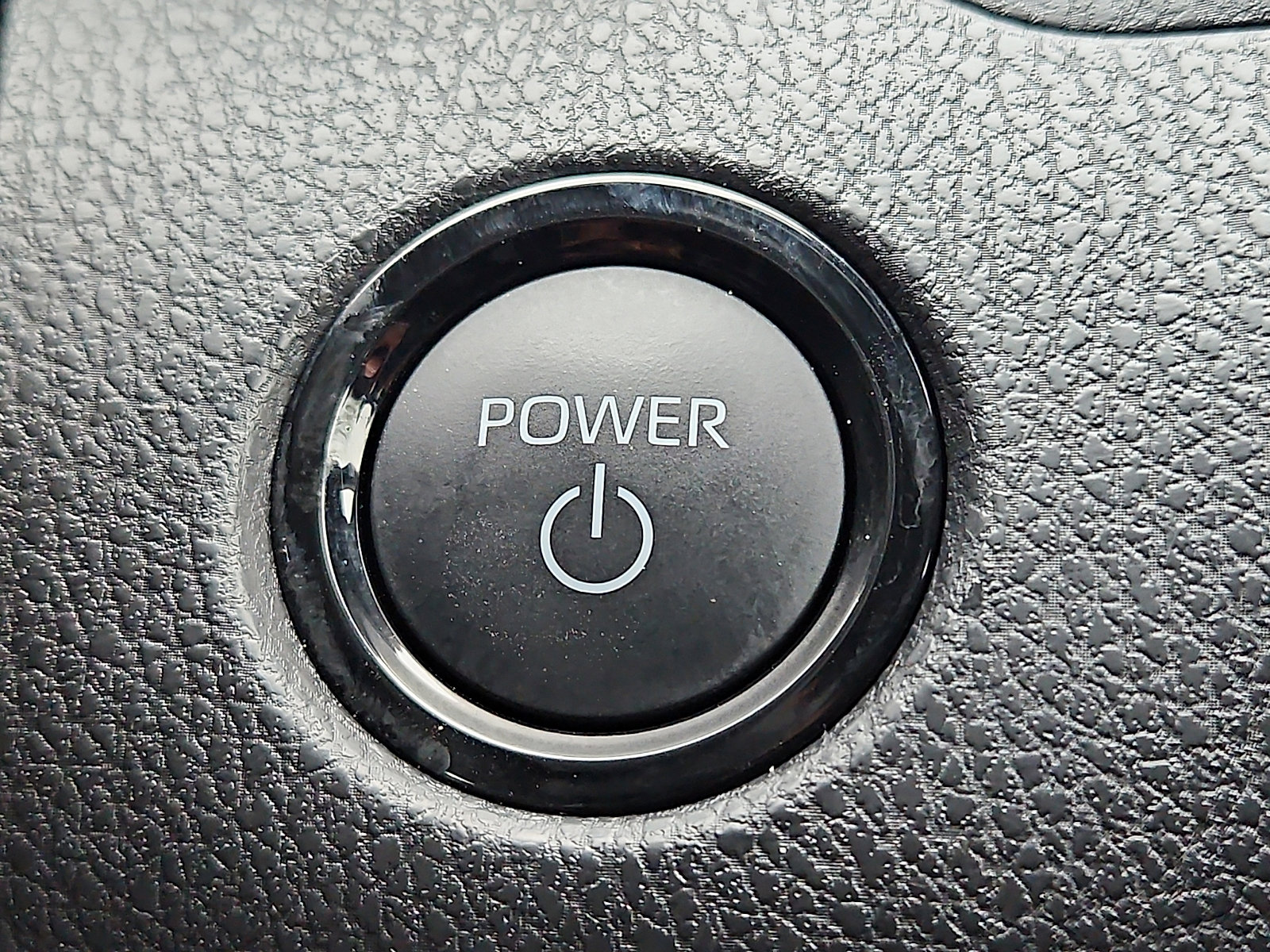 Used 2025 Toyota Camry SE image 19