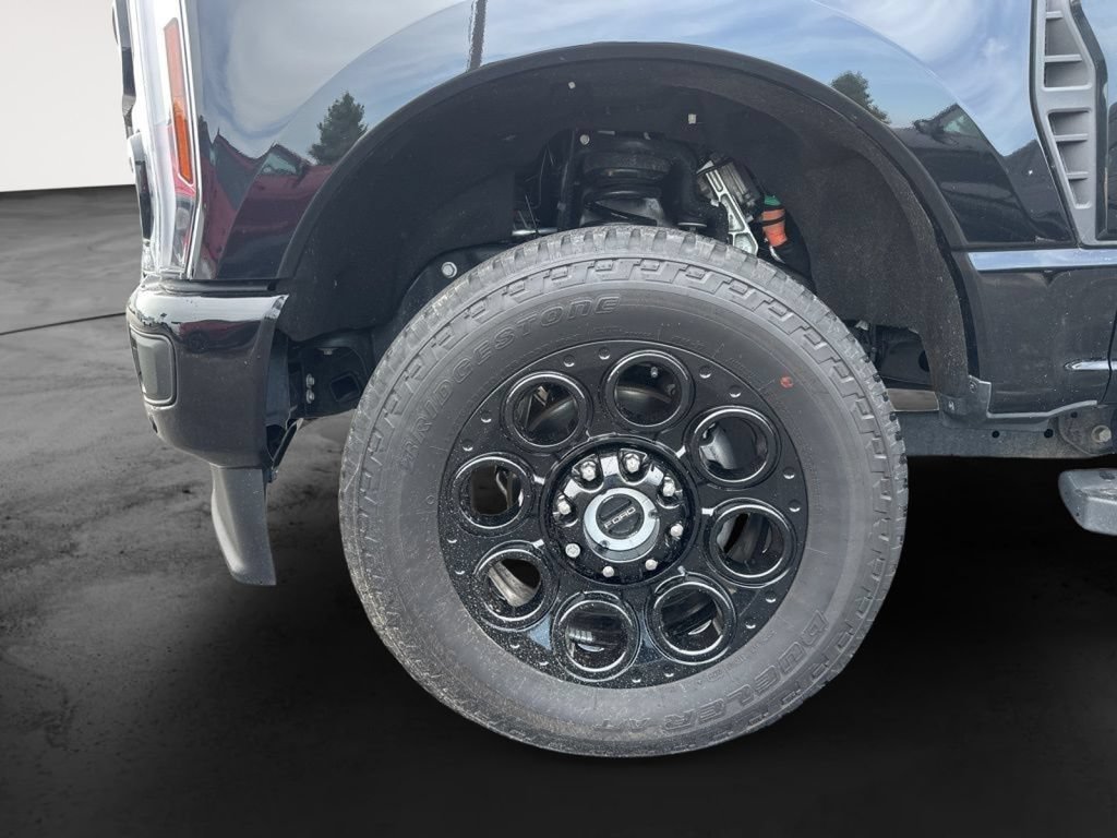 Used 2025 Ford F250 Lariat w/ Lariat Ultimate Package AWD/4WD image 17