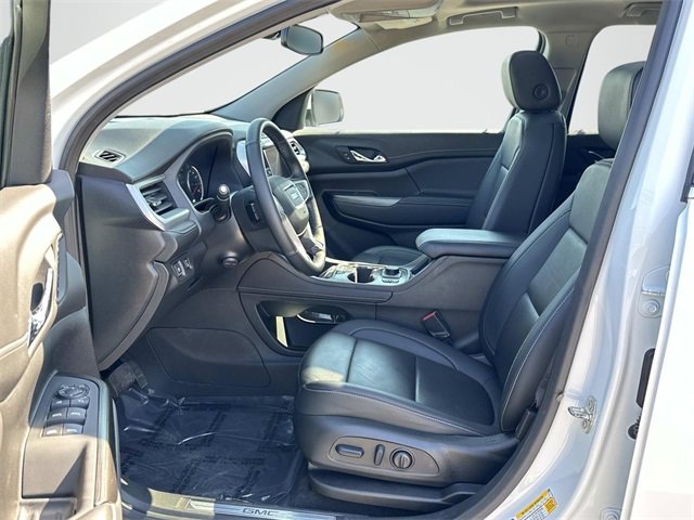 Used 2023 GMC Acadia SLT w/ Preferred Package image 16