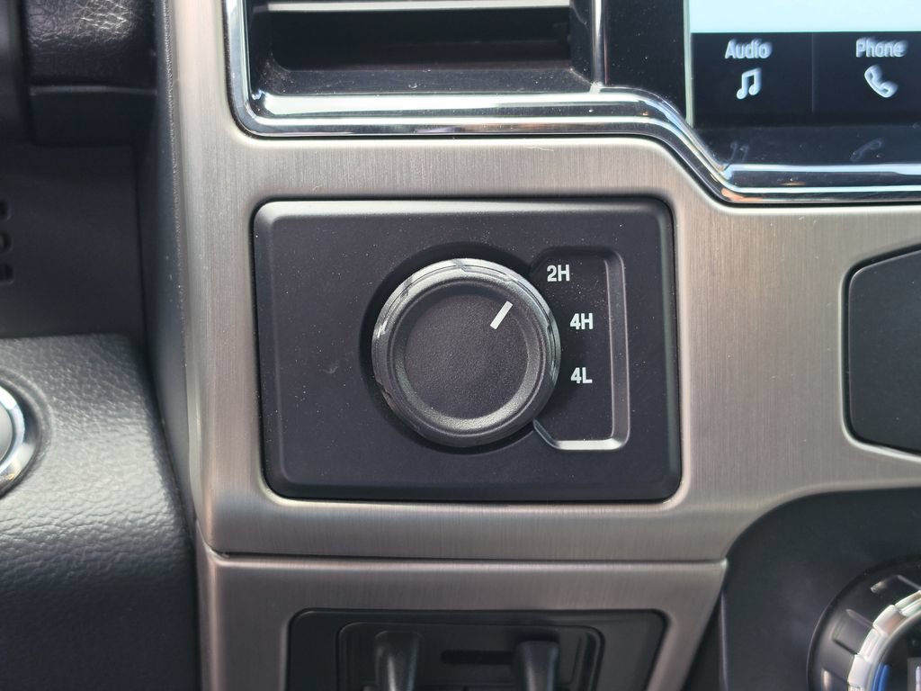 Used 2022 Ford F450 Platinum w/ FX4 Off-Road Package AWD/4WD image 26